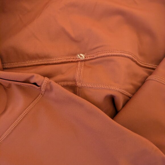 Lululemon Fast and Free Short 10" -- rust, Women's Sz 8 - Picture 11 of 16